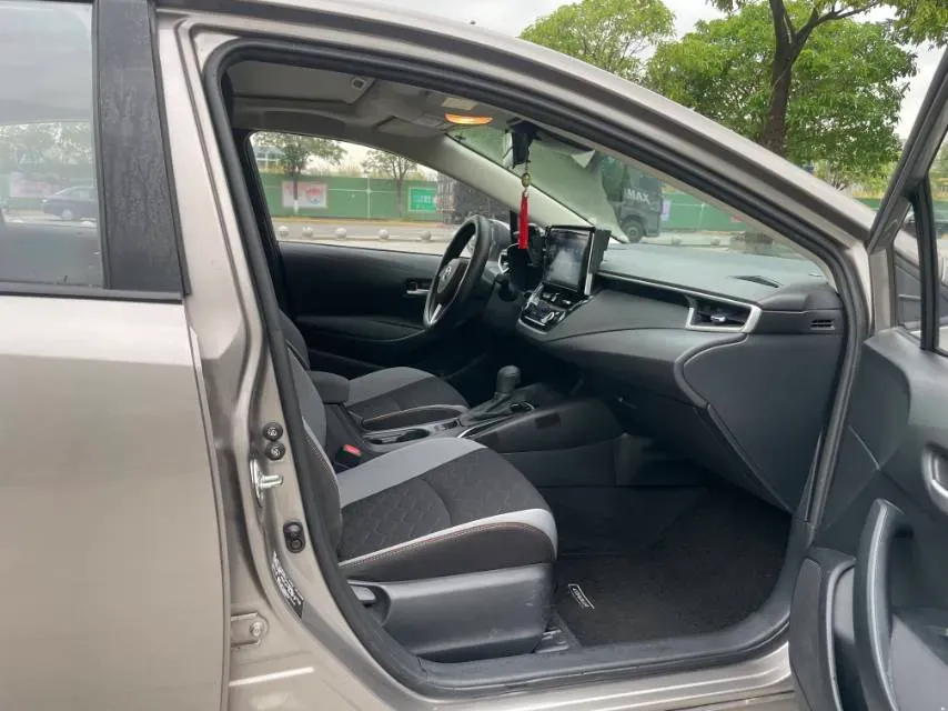 2021 Toyota Corolla 1.2T 116HP L4 CVT,autocango,china used car exporter,china ev exporter,chinese used car exporter,chinese used ev exporter