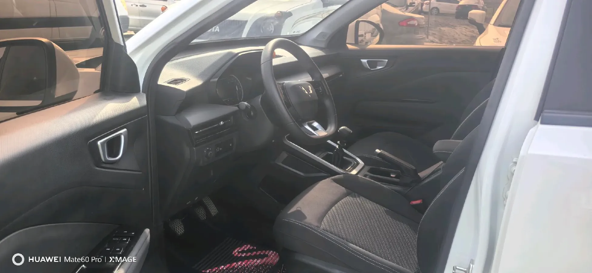 2022 WuLing XingChi 1.5L 99HP L4 6MT,autocango,china used car exporter,china ev exporter,chinese used car exporter,chinese used ev exporter