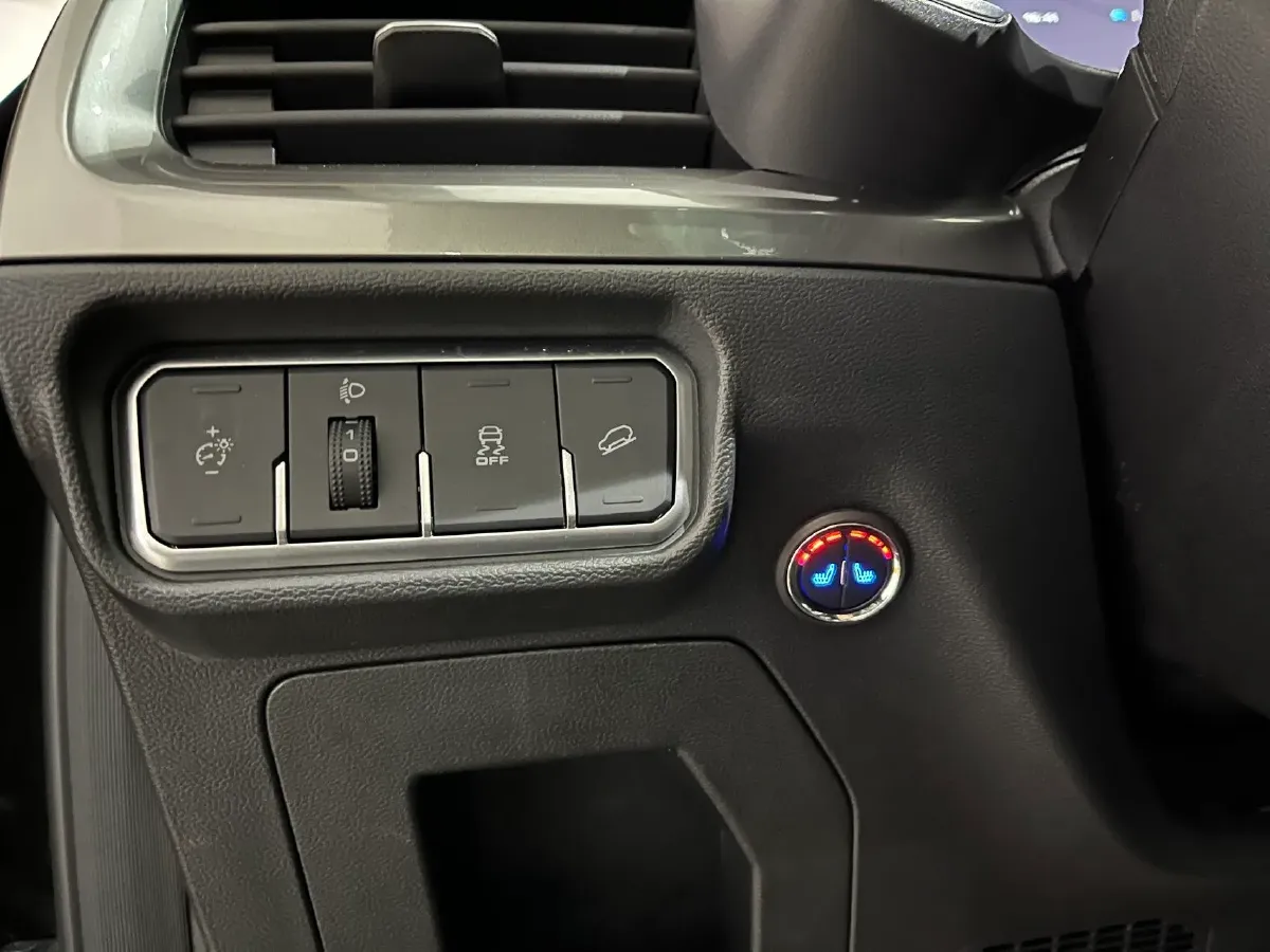 2021 Haval H6 1.5T 150HP L4 7DCT,autocango,china used car exporter,china ev exporter,chinese used car exporter,chinese used ev exporter