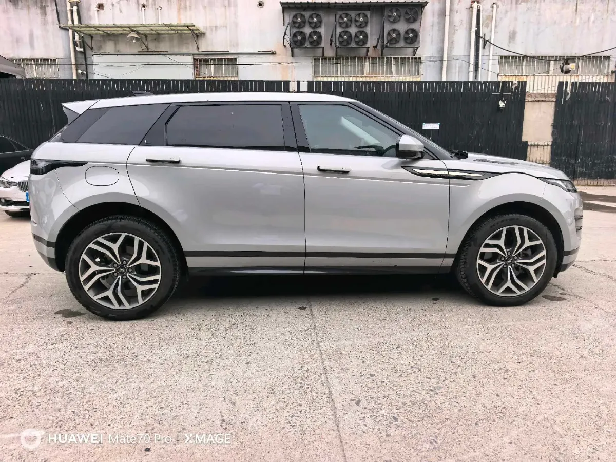 2022 Land Rover Range Rover Evoque 2.0T 249HP L4 9AT,autocango,china used car exporter,china ev exporter,chinese used car exporter,chinese used ev exporter