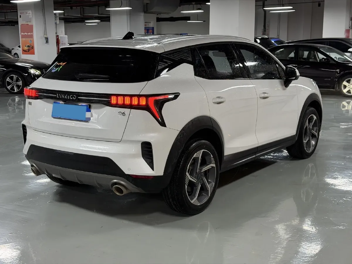 2023 LYNK&CO 06 1.5T 181HP L4 7DCT,autocango,china used car exporter,china ev exporter,chinese used car exporter,chinese used ev exporter