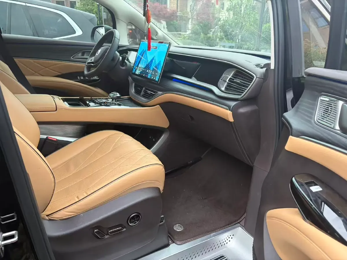 2024 Denza D9 1.5T 139HP L4 E-CVT PHEV 40KWH,autocango,china used car exporter,china ev exporter,chinese used car exporter,chinese used ev exporter