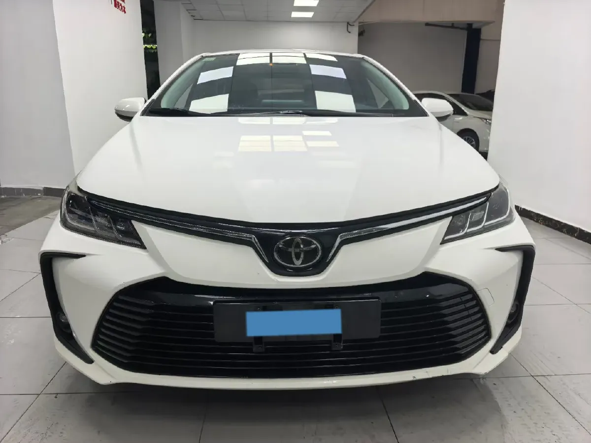 2021 Toyota Corolla 1.2T 116HP L4 CVT,autocango,china used car exporter,china ev exporter,chinese used car exporter,chinese used ev exporter