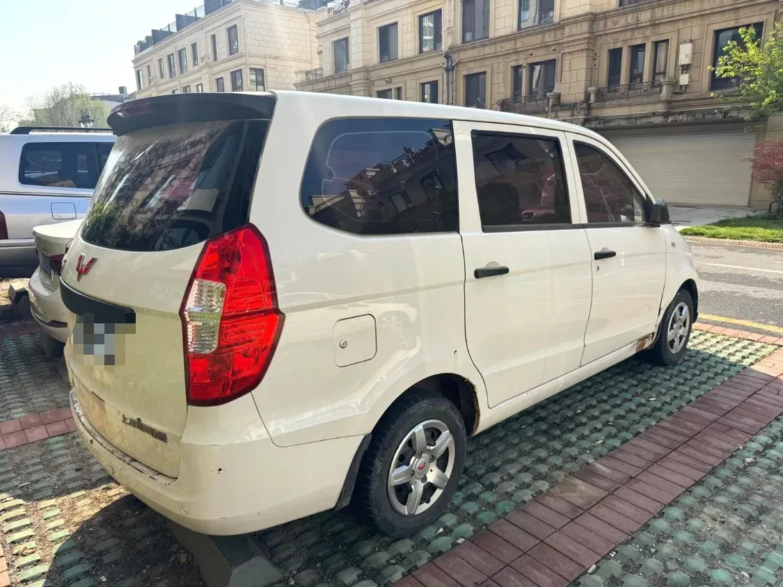 2018 WuLing HongGuang 1.2L 82HP L4 5MT,autocango,china used car exporter,china ev exporter,chinese used car exporter,chinese used ev exporter