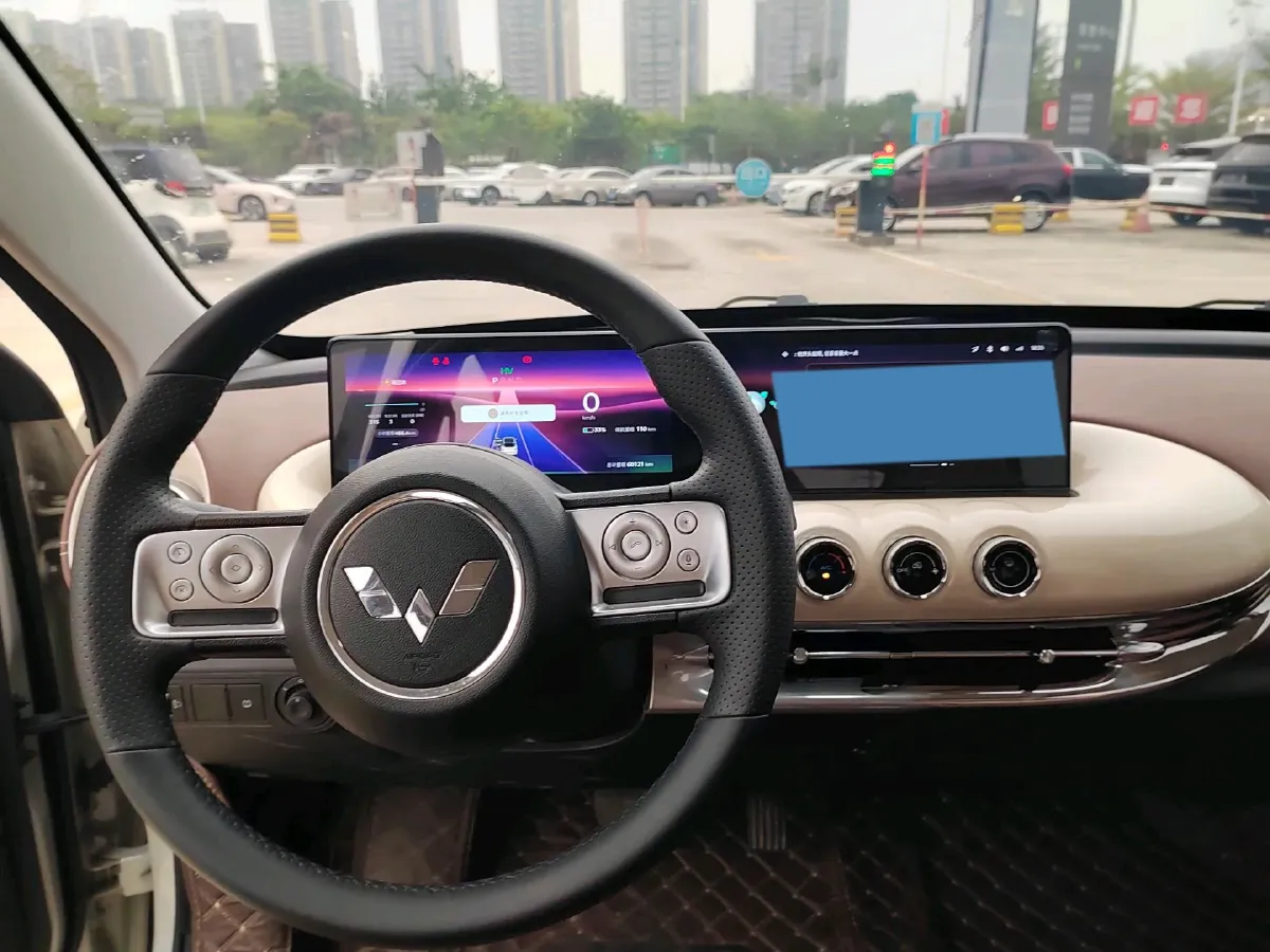 2023 WuLing BinGuo BEV 31.9KWH,autocango,china used car exporter,china ev exporter,chinese used car exporter,chinese used ev exporter