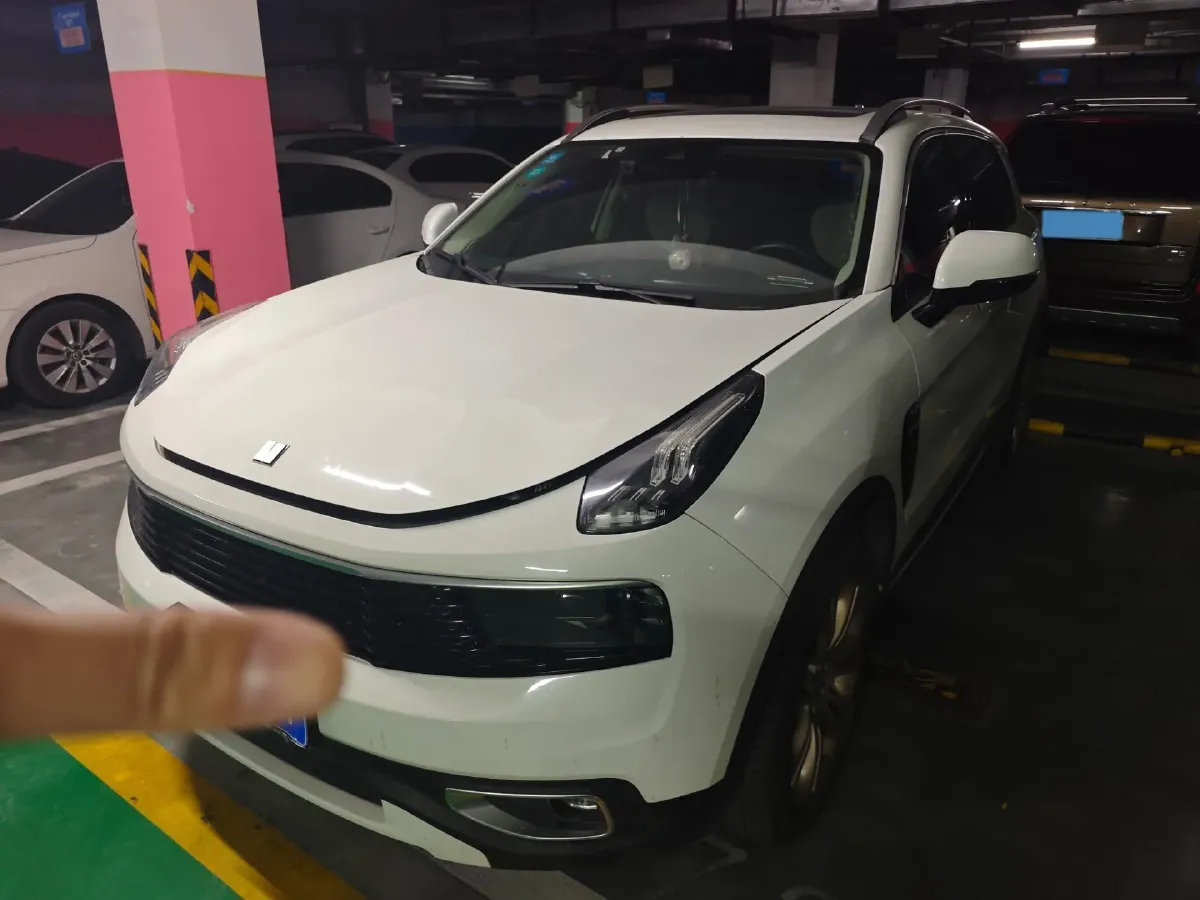2019 LYNK&CO 01 2.0T 190HP L4 6AT,autocango,china used car exporter,china ev exporter,chinese used car exporter,chinese used ev exporter