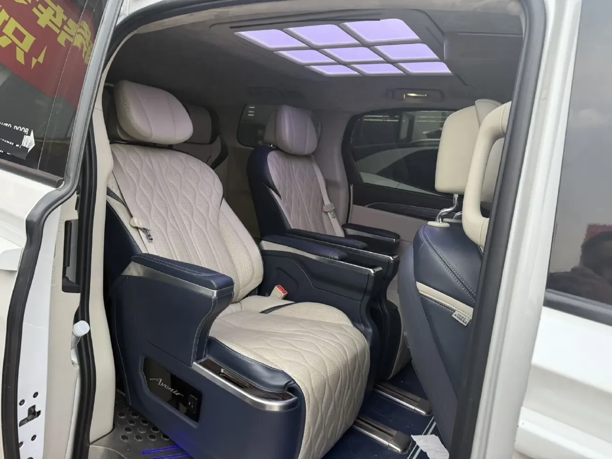 2021 Buick GL8 2.0T 237HP L4 9AT,autocango,china used car exporter,china ev exporter,chinese used car exporter,chinese used ev exporter