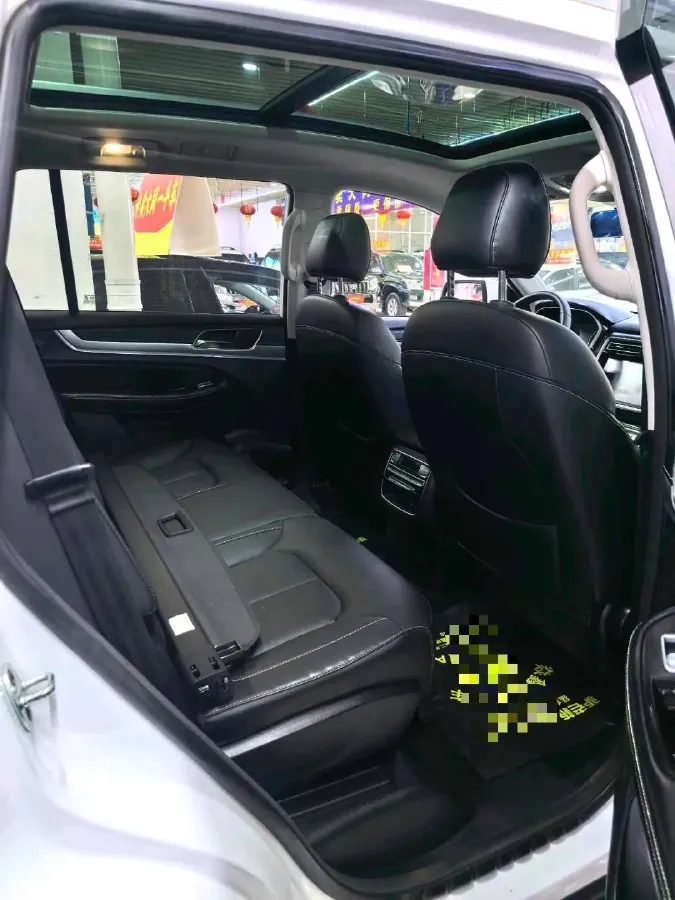 2019 Roewe RX8 2.0T 222HP L4 6AT,autocango,china used car exporter,china ev exporter,chinese used car exporter,chinese used ev exporter