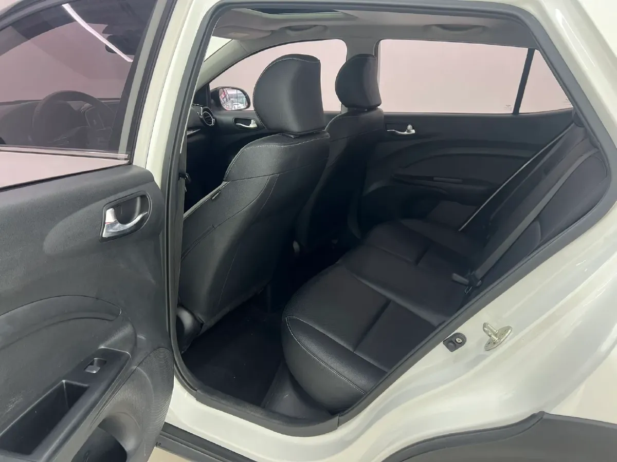 2021 Kia KX1 1.4L 100HP L4 CVT,autocango,china used car exporter,china ev exporter,chinese used car exporter,chinese used ev exporter