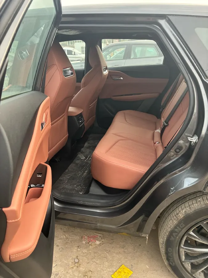 2024 ChangAn UNI-Z 1.5L 98HP L4 E-CVT PHEV 18.4KWH,autocango,china used car exporter,china ev exporter,chinese used car exporter,chinese used ev exporter