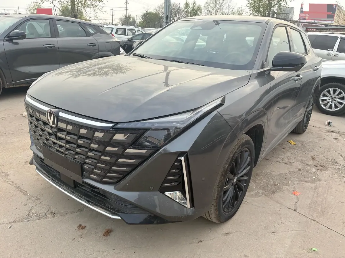2024 ChangAn UNI-Z 1.5L 98HP L4 E-CVT PHEV 18.4KWH,autocango,china used car exporter,china ev exporter,chinese used car exporter,chinese used ev exporter