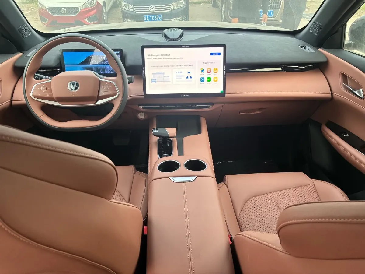 2024 ChangAn UNI-Z 1.5L 98HP L4 E-CVT PHEV 18.4KWH,autocango,china used car exporter,china ev exporter,chinese used car exporter,chinese used ev exporter