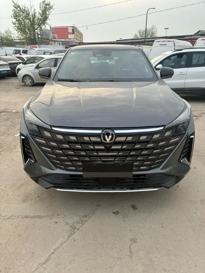 2024 ChangAn UNI-Z 1.5L 98HP L4 E-CVT PHEV 18.4KWH,autocango,china used car exporter,china ev exporter,chinese used car exporter,chinese used ev exporter
