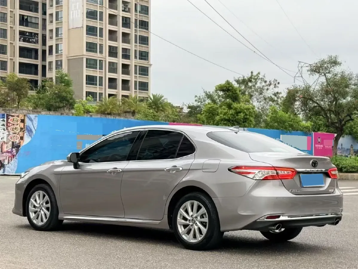 2023 Toyota Camry 2.0L 177HP L4 CVT,autocango,china used car exporter,china ev exporter,chinese used car exporter,chinese used ev exporter