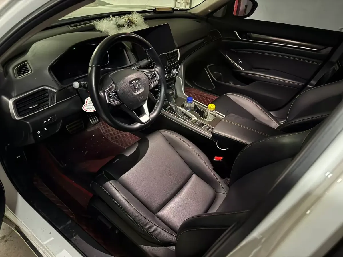 2022 Honda Accord 1.5T 194HP L4 CVT,autocango,china used car exporter,china ev exporter,chinese used car exporter,chinese used ev exporter