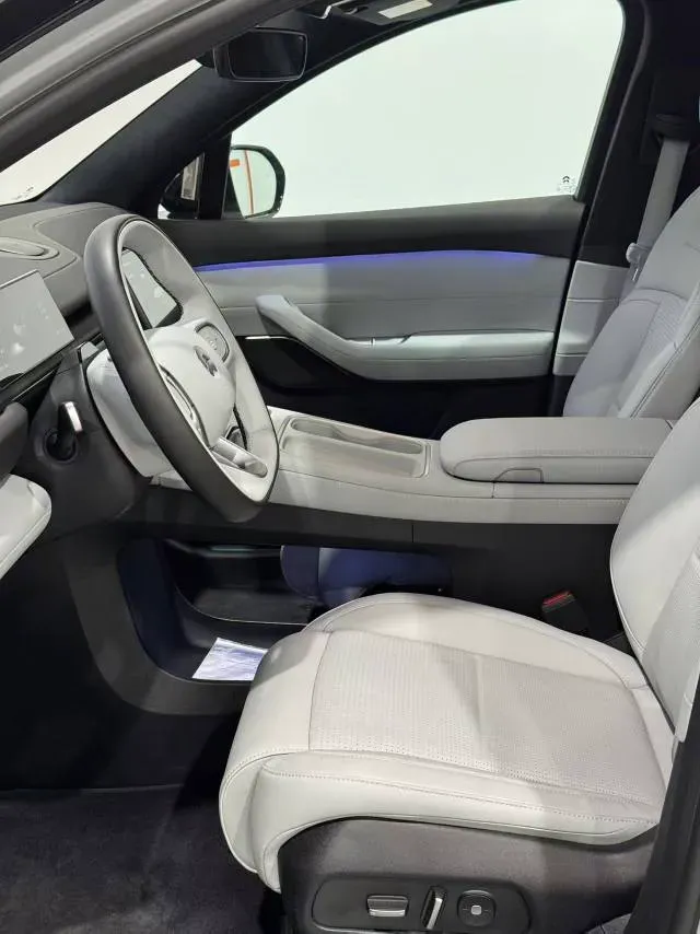 2025 NIO ES6 BEV,autocango,china used car exporter,china ev exporter,chinese used car exporter,chinese used ev exporter