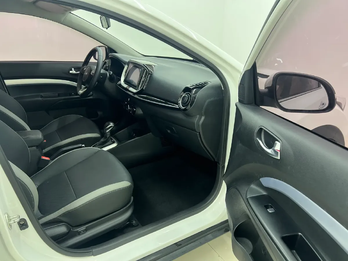 2021 Kia KX1 1.4L 100HP L4 6AT,autocango,china used car exporter,china ev exporter,chinese used car exporter,chinese used ev exporter