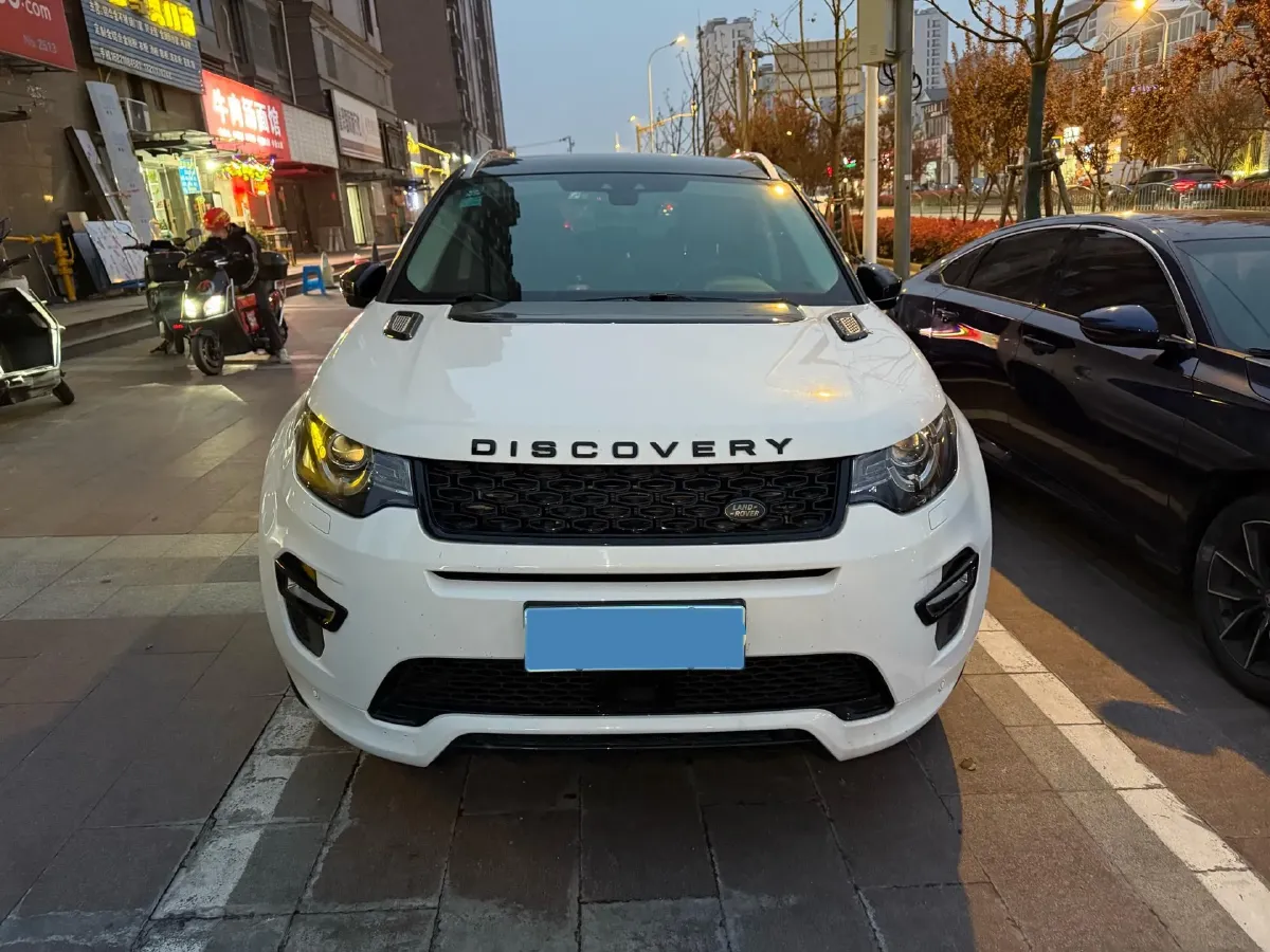 2019 Land Rover Discovery Sport 2.0T 241HP L4 9AT,autocango,china used car exporter,china ev exporter,chinese used car exporter,chinese used ev exporter