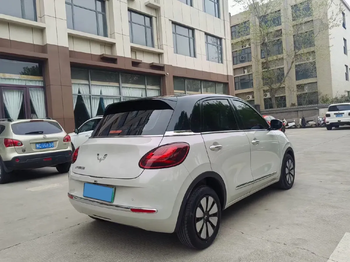 2023 WuLing BinGuo BEV 31.9KWH,autocango,china used car exporter,china ev exporter,chinese used car exporter,chinese used ev exporter