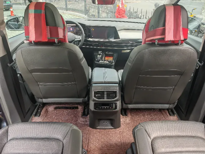 2023 Volkswagen Talagon 2.0T 220HP L4 7DCT,autocango,china used car exporter,china ev exporter,chinese used car exporter,chinese used ev exporter