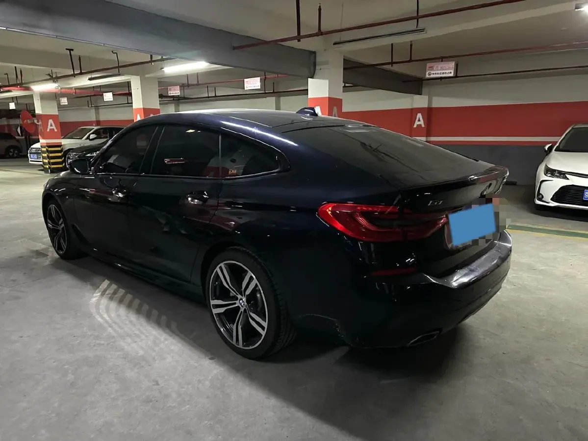 2022 BMW 6 Series GT 2.0T 245HP L4 8AT,autocango,china used car exporter,china ev exporter,chinese used car exporter,chinese used ev exporter