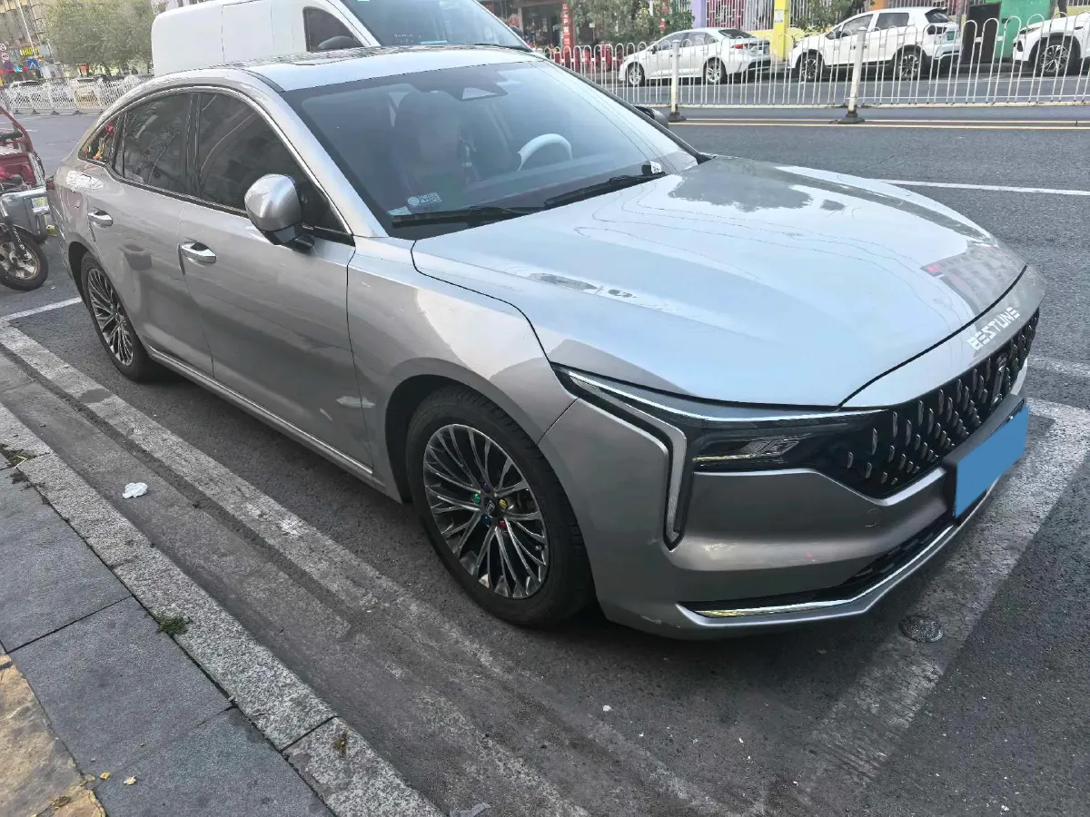 2021 Bestune B70 1.5T 169HP L4 7DCT,autocango,china used car exporter,china ev exporter,chinese used car exporter,chinese used ev exporter