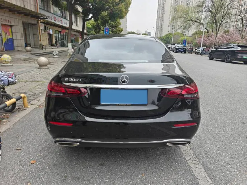 2023 Mercedes-Benz E Class 2.0T 258HP L4 9AT,autocango,china used car exporter,china ev exporter,chinese used car exporter,chinese used ev exporter