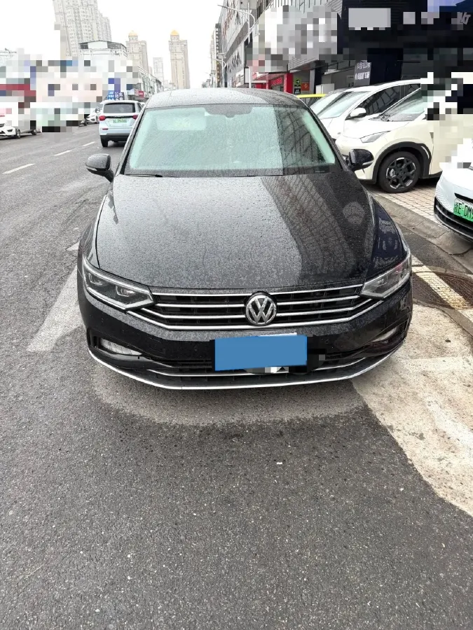 2020 Volkswagen Magotan 2.0T 186HP L4 7DCT,autocango,china used car exporter,china ev exporter,chinese used car exporter,chinese used ev exporter