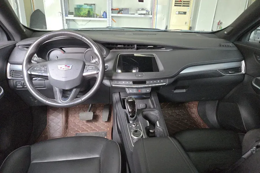 2020 Cadillac XT4 2.0T 241HP L4 9AT,autocango,china used car exporter,china ev exporter,chinese used car exporter,chinese used ev exporter