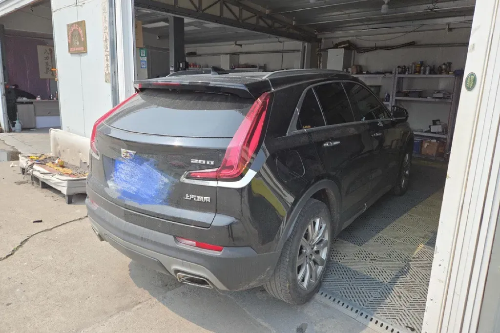 2020 Cadillac XT4 2.0T 241HP L4 9AT,autocango,china used car exporter,china ev exporter,chinese used car exporter,chinese used ev exporter