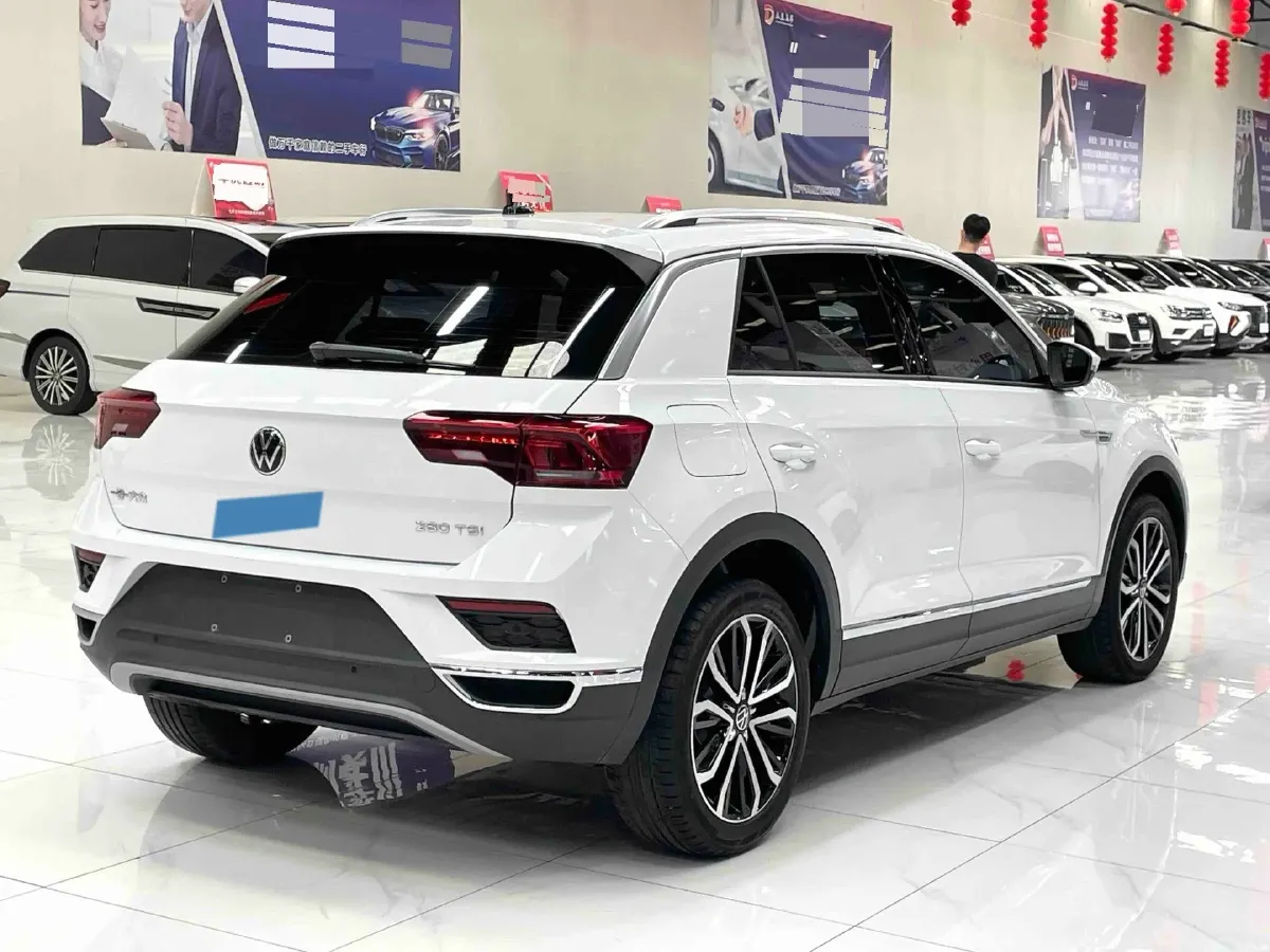 2022 Volkswagen T-Roc 1.4T 150HP L4 7DCT,autocango,china used car exporter,china ev exporter,chinese used car exporter,chinese used ev exporter