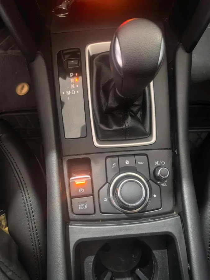 2021 Mazda CX-4 2.0L 158HP L4 6AT,autocango,china used car exporter,china ev exporter,chinese used car exporter,chinese used ev exporter