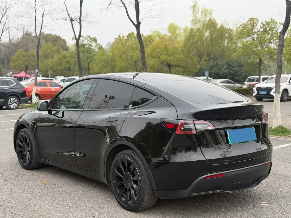 2022 Tesla Model Y BEV 60KWH,autocango,china used car exporter,china ev exporter,chinese used car exporter,chinese used ev exporter