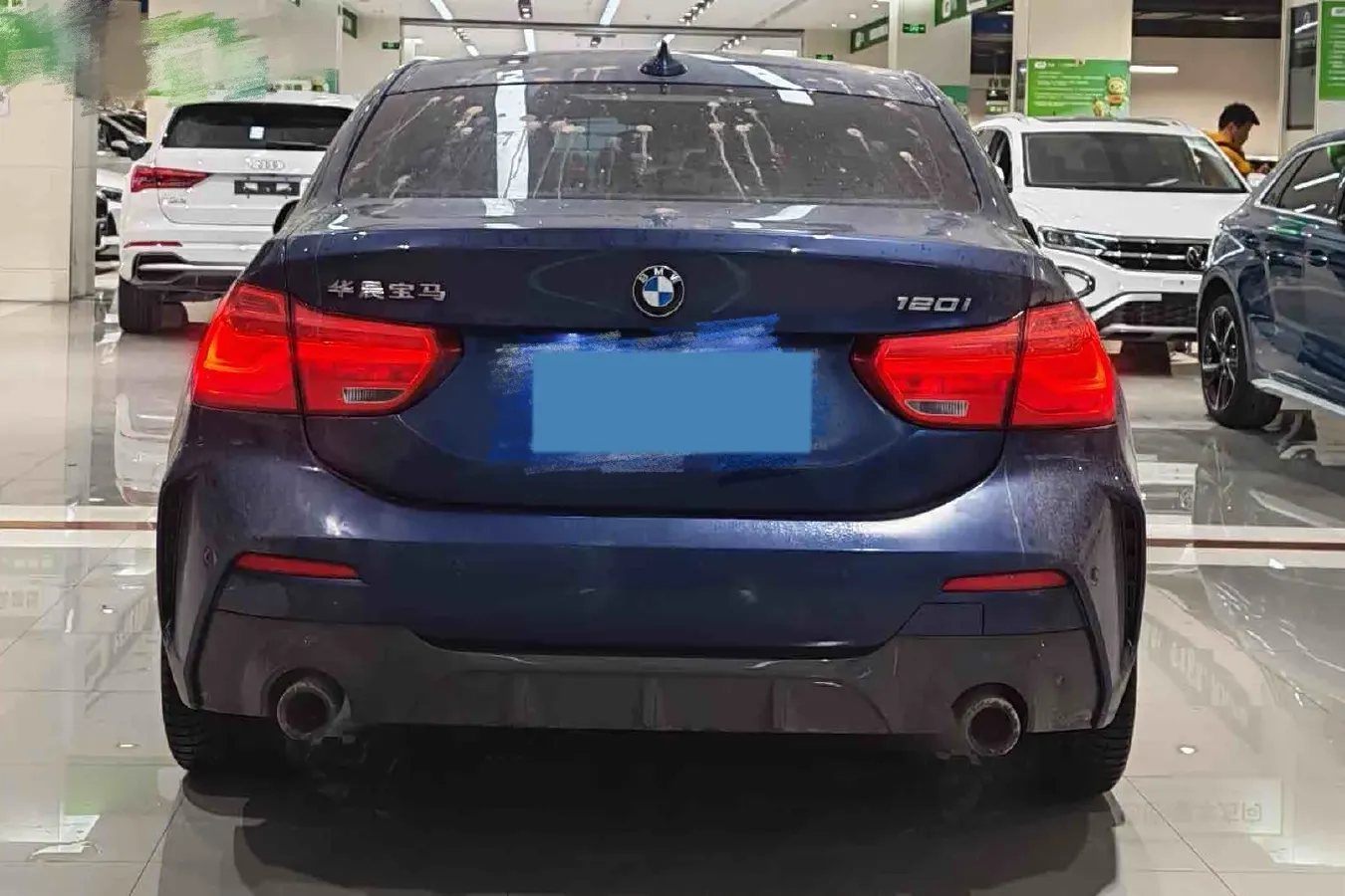 2021 BMW 1 Series 1.5T 140HP L3 7DCT,autocango,china used car exporter,china ev exporter,chinese used car exporter,chinese used ev exporter