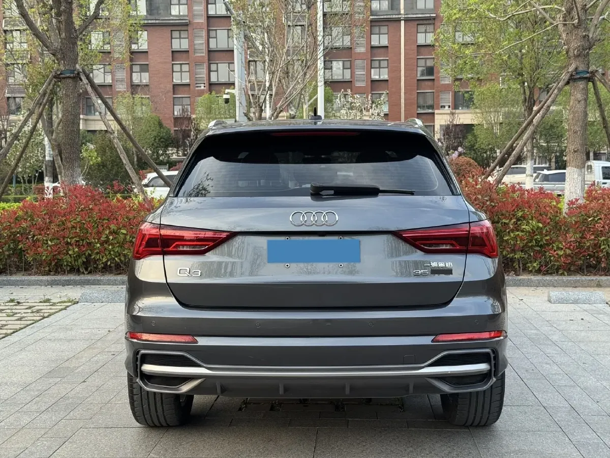 2022 Audi Q3 1.4T 150HP L4 7DCT,autocango,china used car exporter,china ev exporter,chinese used car exporter,chinese used ev exporter