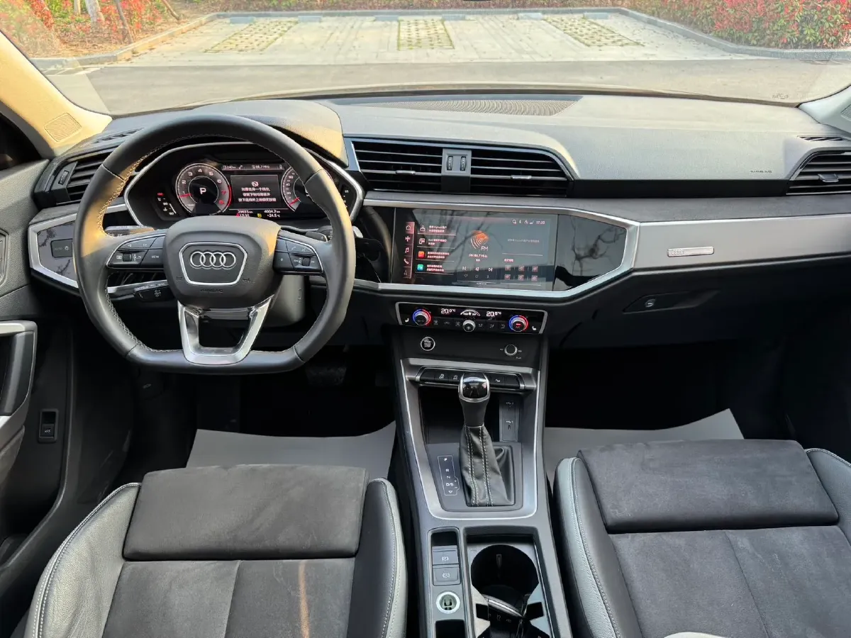 2022 Audi Q3 1.4T 150HP L4 7DCT,autocango,china used car exporter,china ev exporter,chinese used car exporter,chinese used ev exporter