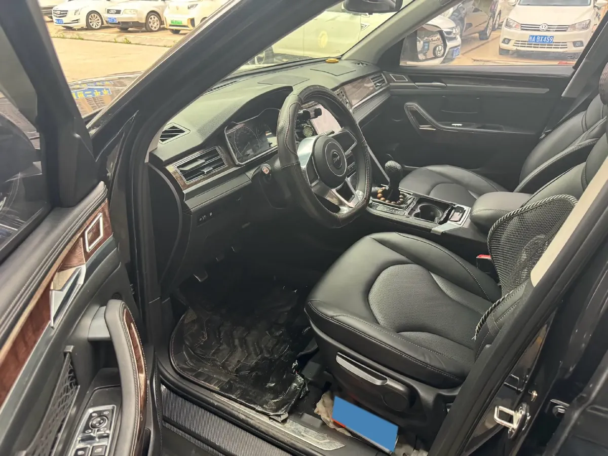 2017 Zotye Damy X7 1.8T 177HP L4 5MT,autocango,china used car exporter,china ev exporter,chinese used car exporter,chinese used ev exporter