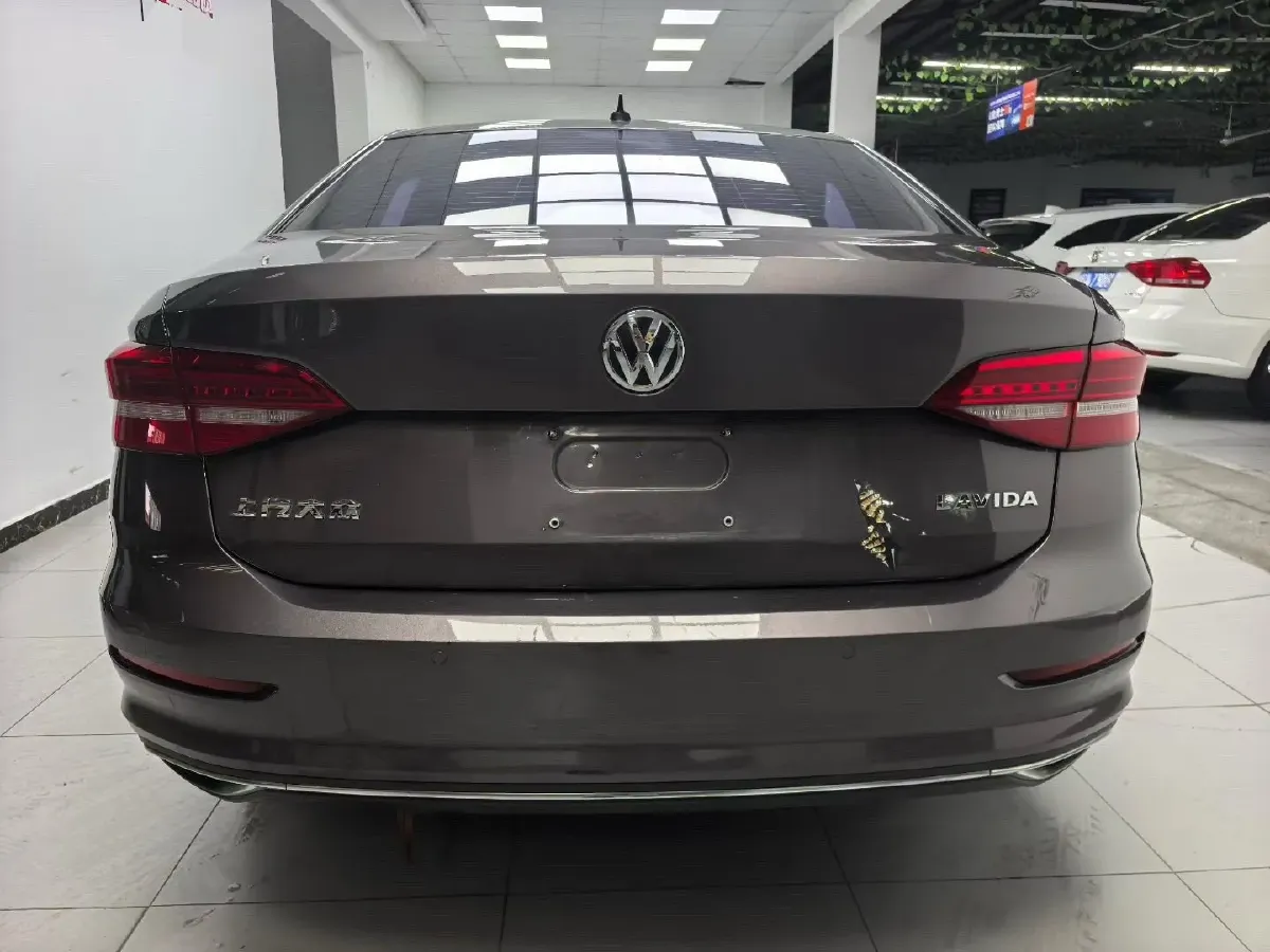 2018 Landwind XiaoYao 1.5T 163HP L4 CVT,autocango,china used car exporter,china ev exporter,chinese used car exporter,chinese used ev exporter