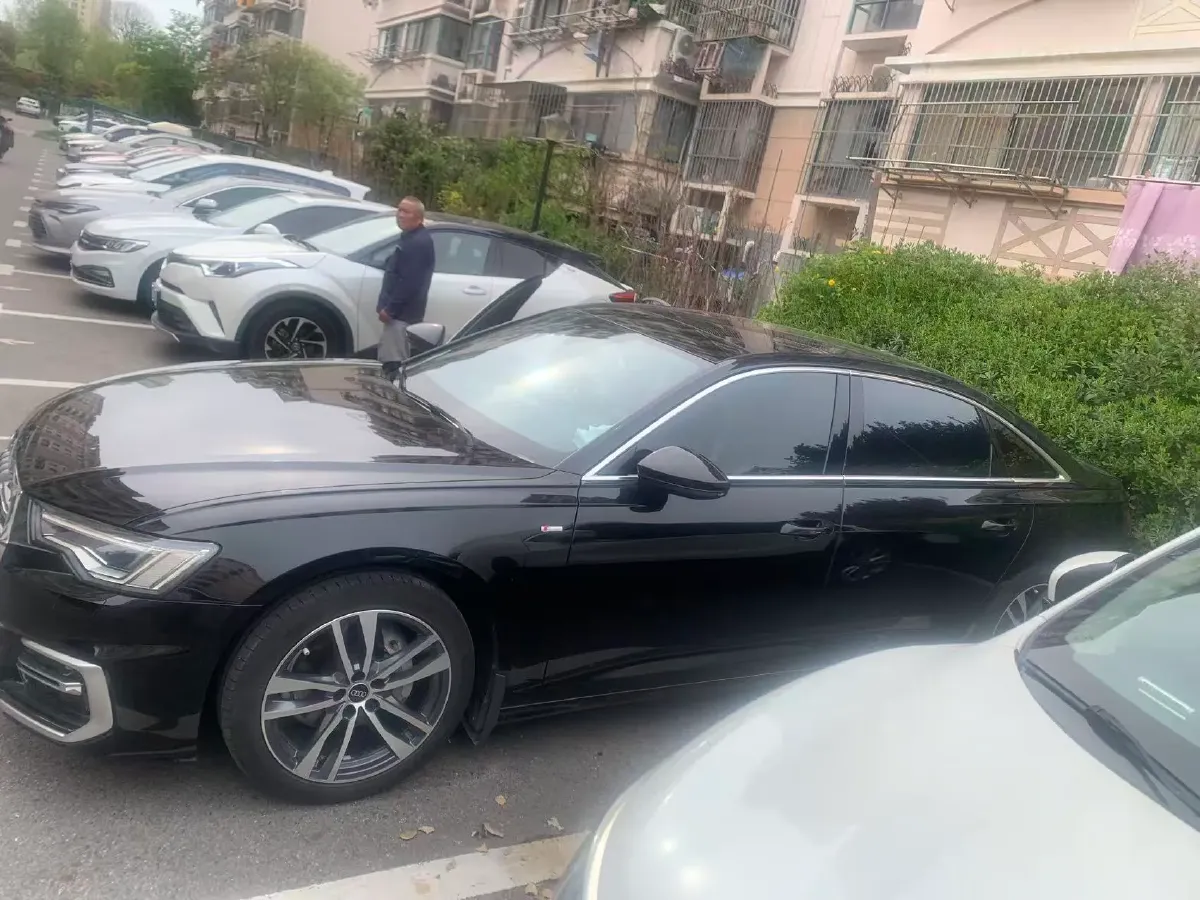 2023 Audi A6L 2.0T 190HP L4 7DCT,autocango,china used car exporter,china ev exporter,chinese used car exporter,chinese used ev exporter