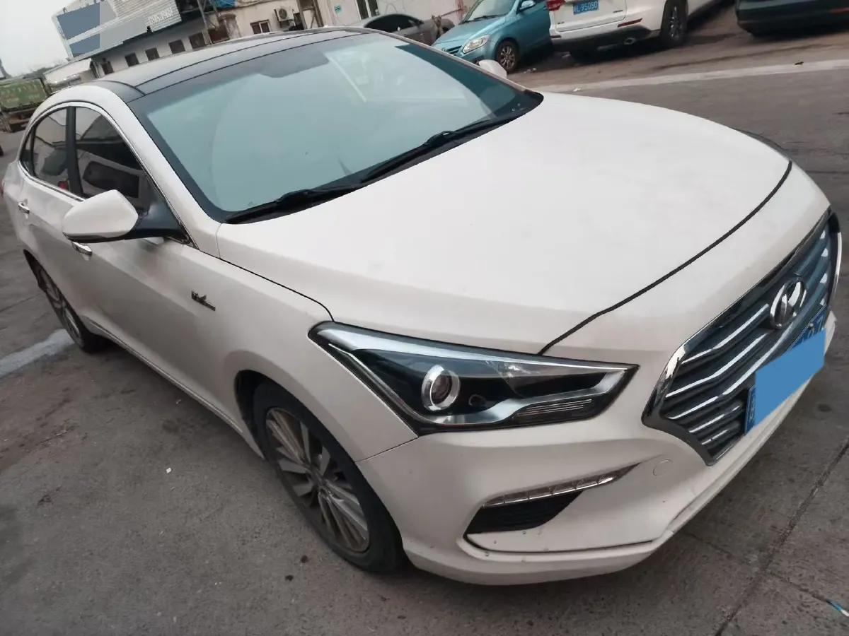 2016 Hyundai Mistra 1.6T 175HP L4 7DCT,autocango,china used car exporter,china ev exporter,chinese used car exporter,chinese used ev exporter