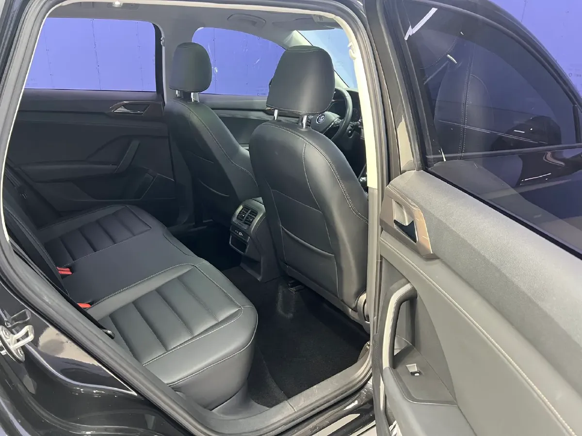 2021 Volkswagen Tharu 1.4T 150HP L4 7DCT,autocango,china used car exporter,china ev exporter,chinese used car exporter,chinese used ev exporter