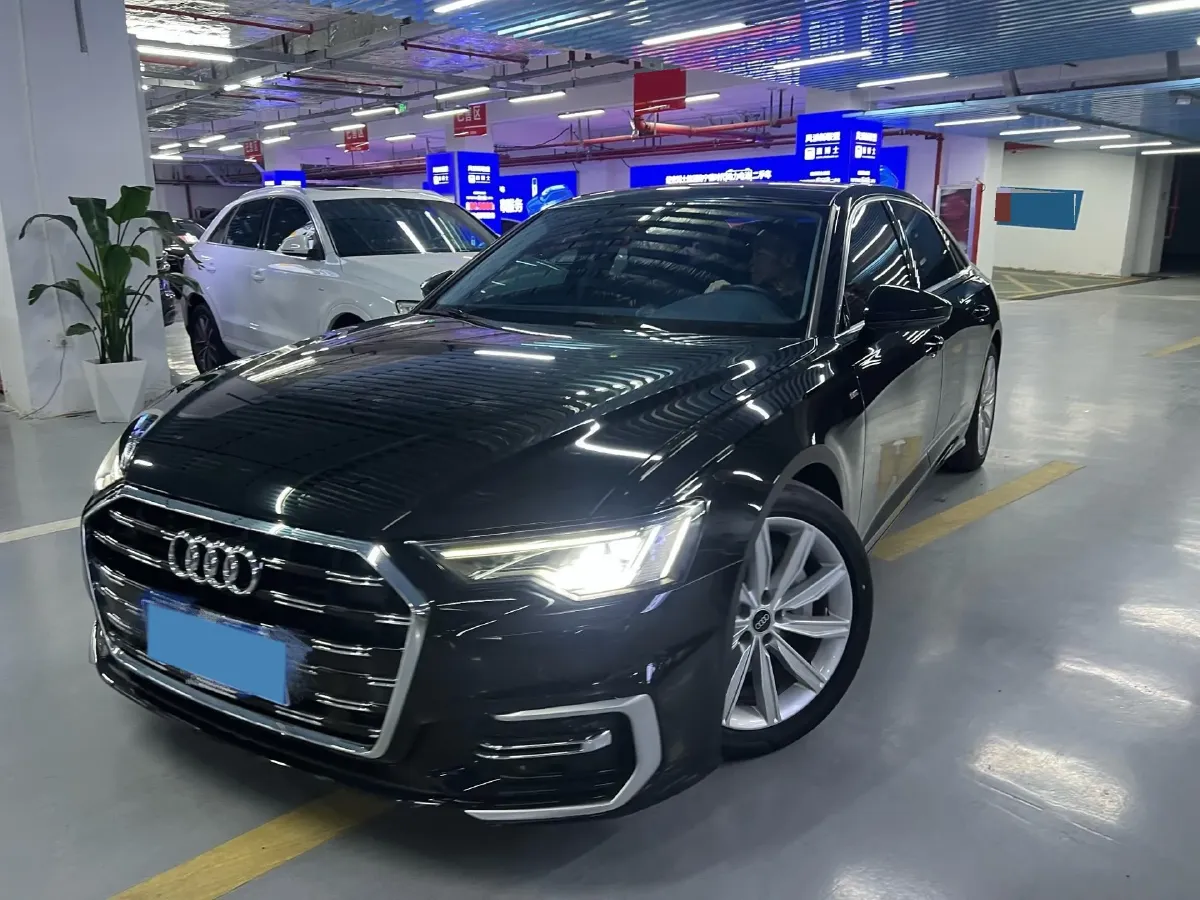 2023 Audi A6L 2.0T 245HP L4 7DCT,autocango,china used car exporter,china ev exporter,chinese used car exporter,chinese used ev exporter