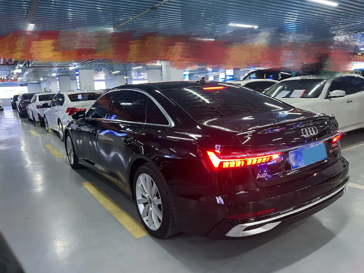 2023 Audi A6L 2.0T 245HP L4 7DCT,autocango,china used car exporter,china ev exporter,chinese used car exporter,chinese used ev exporter