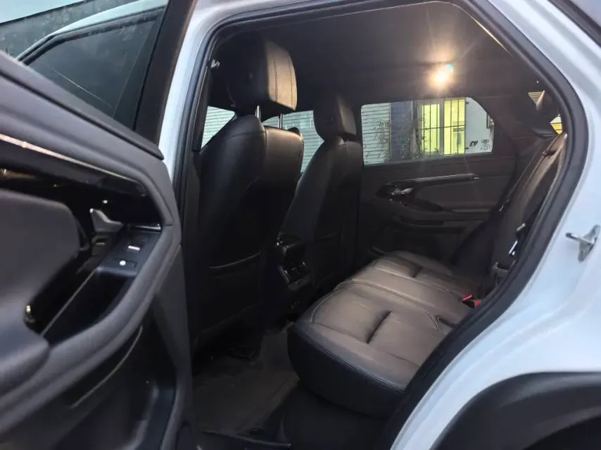 2020 Land Rover Range Rover Evoque 2.0T 249HP L4 9AT,autocango,china used car exporter,china ev exporter,chinese used car exporter,chinese used ev exporter