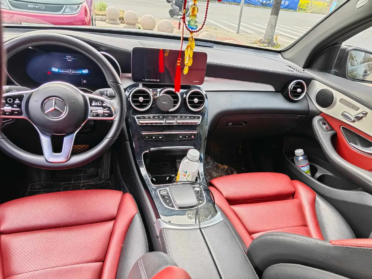 2023 Mercedes-Benz GLC Coupe 2.0T 197HP L4 9AT,autocango,china used car exporter,china ev exporter,chinese used car exporter,chinese used ev exporter