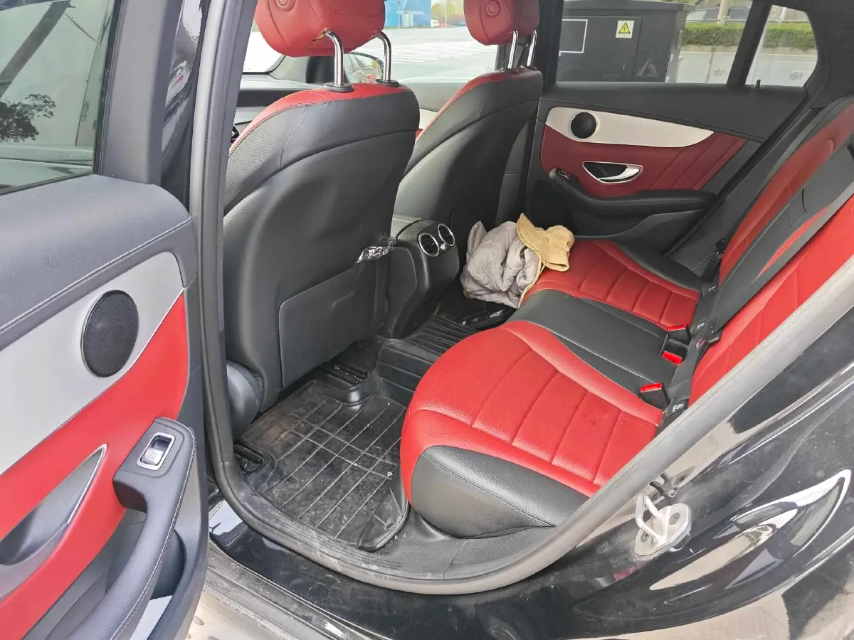 2023 Mercedes-Benz GLC Coupe 2.0T 197HP L4 9AT,autocango,china used car exporter,china ev exporter,chinese used car exporter,chinese used ev exporter