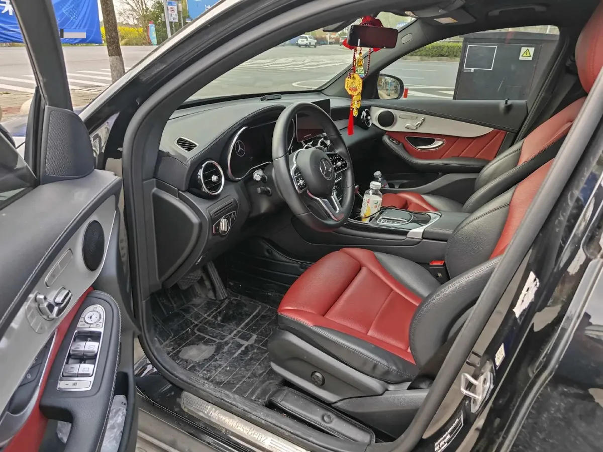 2023 Mercedes-Benz GLC Coupe 2.0T 197HP L4 9AT,autocango,china used car exporter,china ev exporter,chinese used car exporter,chinese used ev exporter