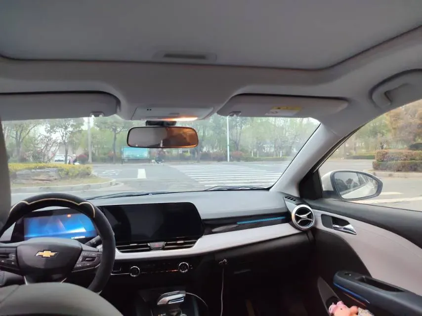 2024 Chevrolet Monza 1.5L 113HP L4 6DCT,autocango,china used car exporter,china ev exporter,chinese used car exporter,chinese used ev exporter