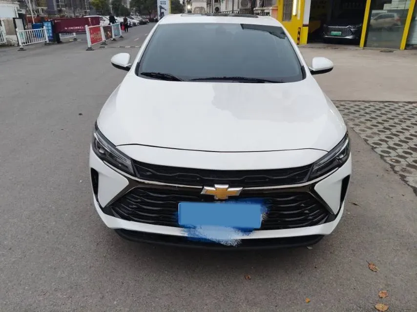 2024 Chevrolet Monza 1.5L 113HP L4 6DCT,autocango,china used car exporter,china ev exporter,chinese used car exporter,chinese used ev exporter