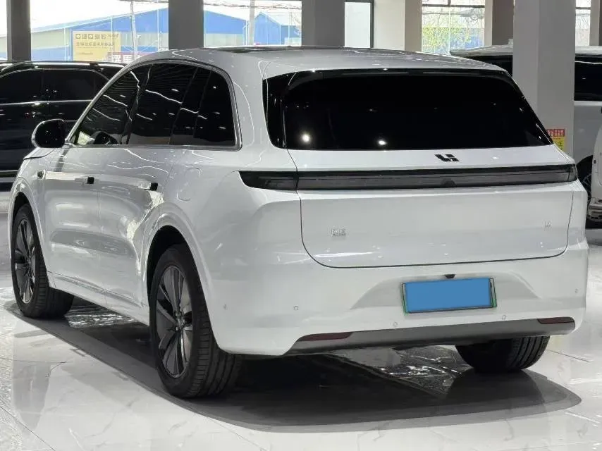 2024 Li L6 Range Extended 154HP L4 REEV 36.8KWH,autocango,china used car exporter,china ev exporter,chinese used car exporter,chinese used ev exporter